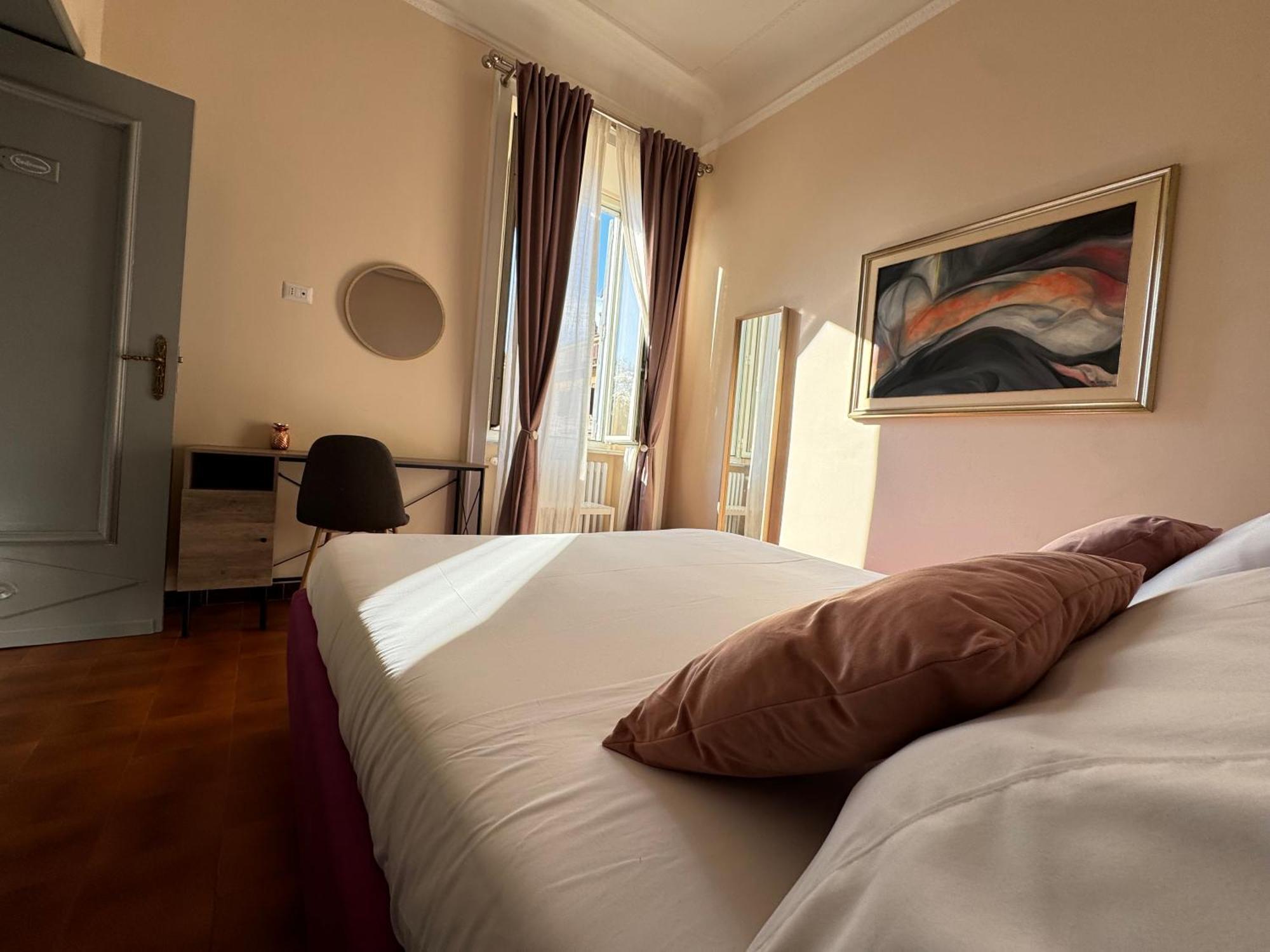 Upi-Up Rome Staying — Photos 2